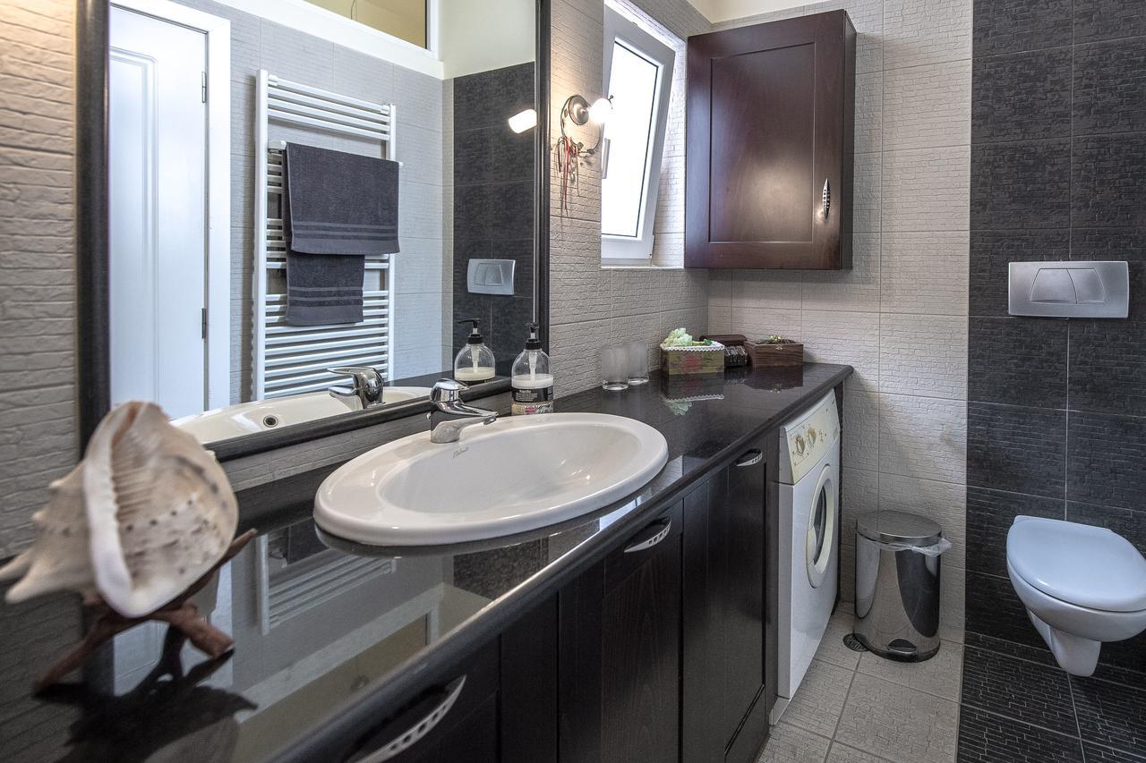 Artemis Majestic Apartment Exterior foto